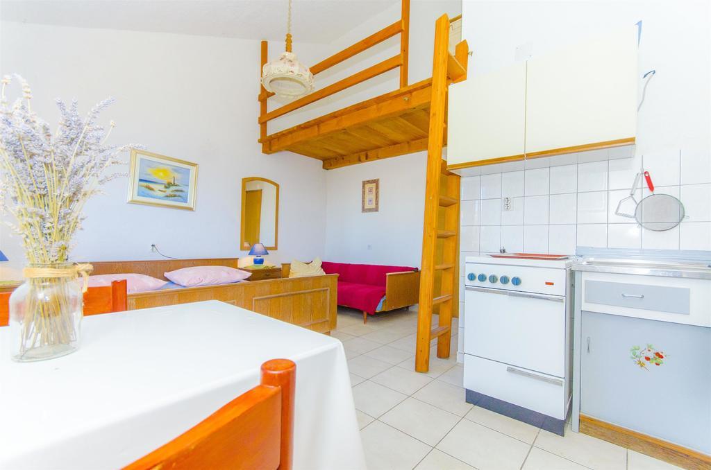 Apartments Pera ราชานิ ภายนอก รูปภาพ