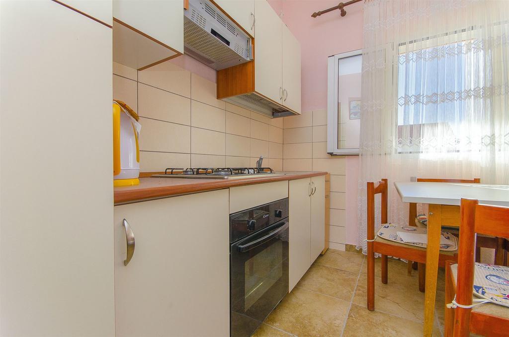 Apartments Pera ราชานิ ภายนอก รูปภาพ